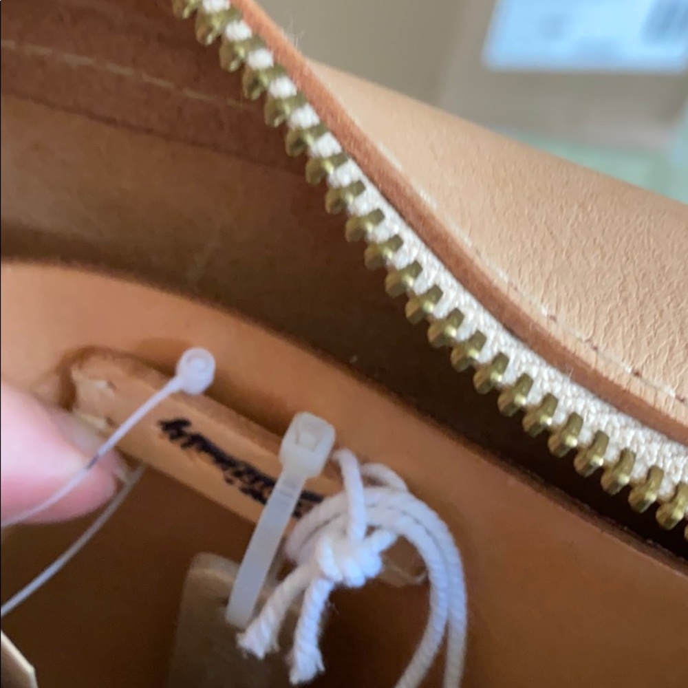 The Transport Camera Bag: Vachetta Leather AK563 - Picture 6 of 6